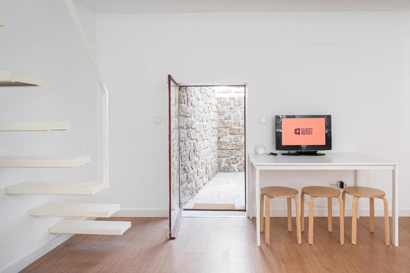 Modern Stone Loft * Guimaraes